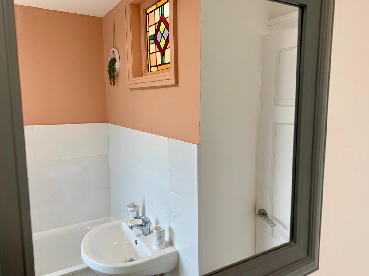 Stunning Rural Apartment - Sleeps 4 - Parking Lichfield Exteriér fotografie